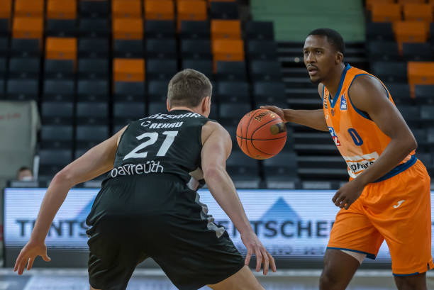 虽然湖人拥 虽然湖人拥