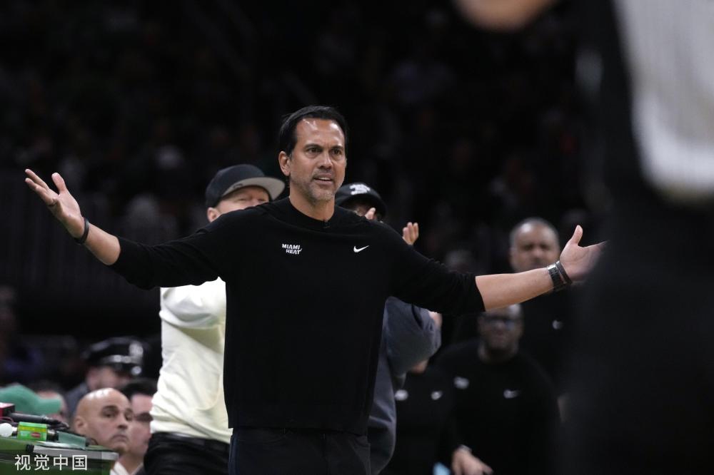 他始终保持 他始终保持